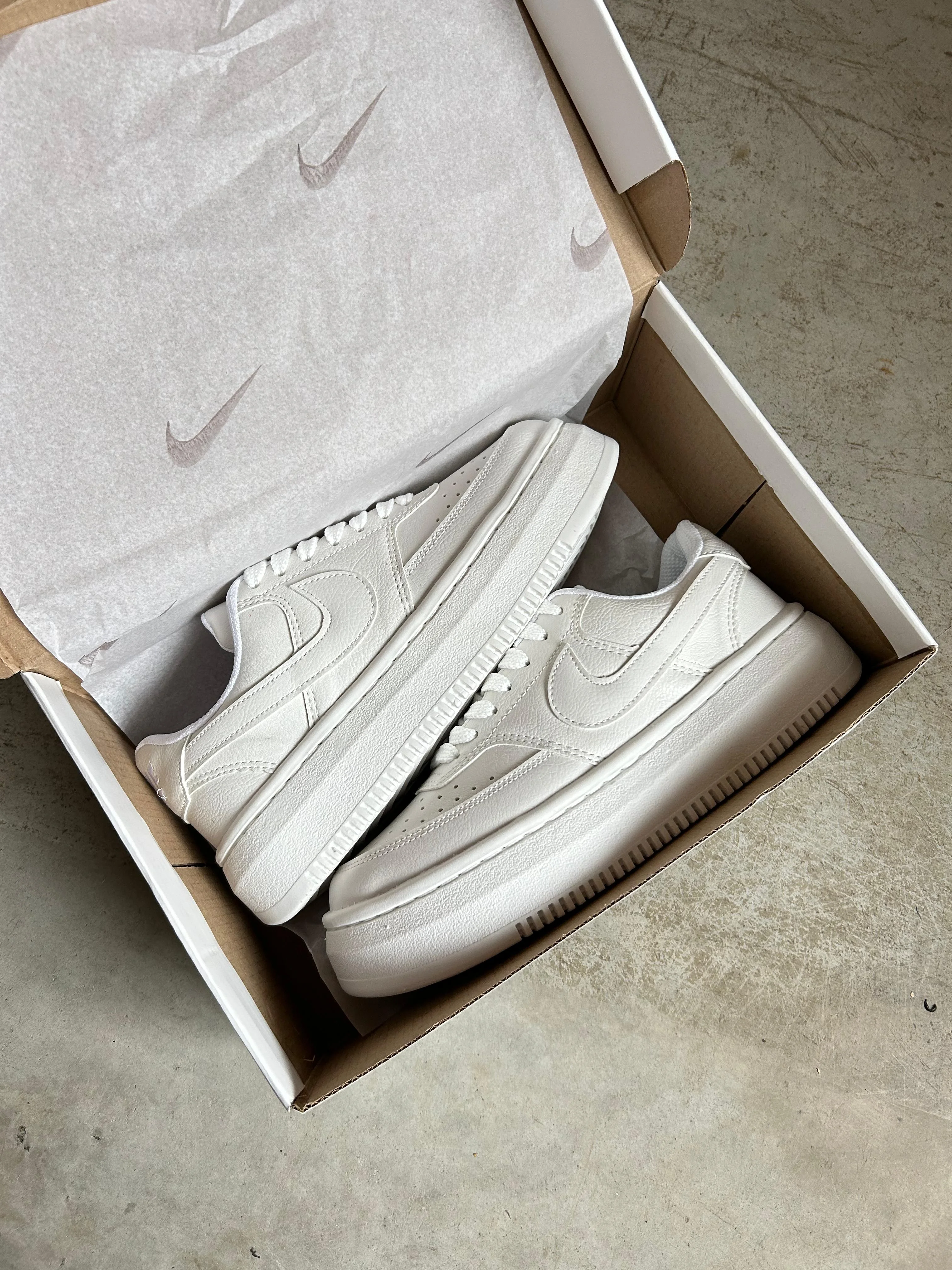 Tênis Nike Court Vision